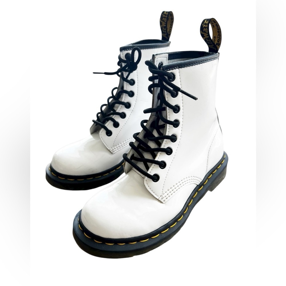 Dr Martens Combat Boots Womens 6 11821 (1460) Classic Leather Lace-Up White